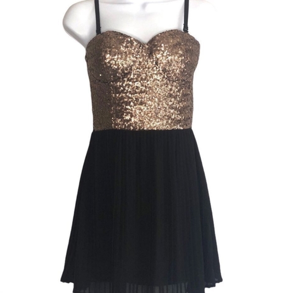 MINKPINK Medium Sequin Dress - Picture 4 of 9